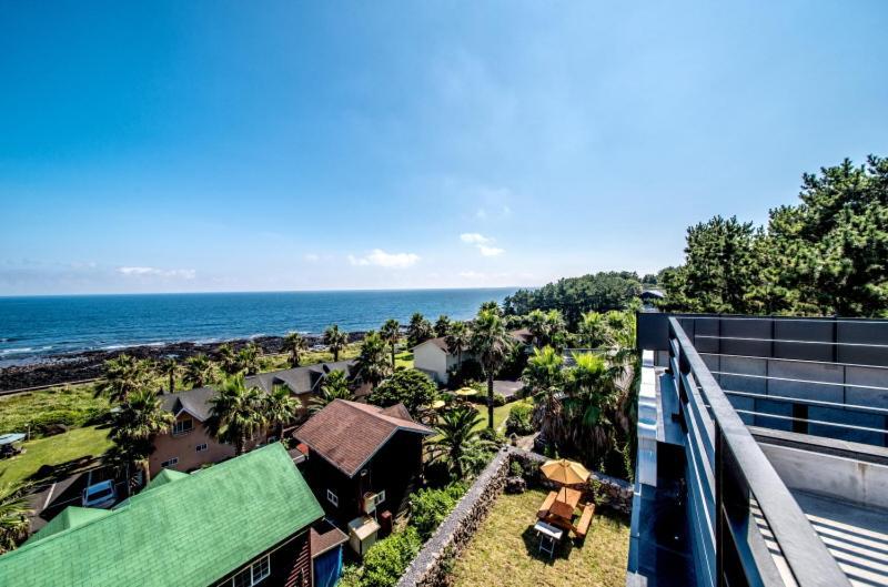 Sea And Wave Guest House Seogwipo Eksteriør bilde